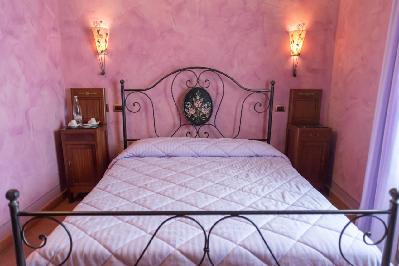 Il Casale Di Ginetto Guest House Каша Екстериор снимка