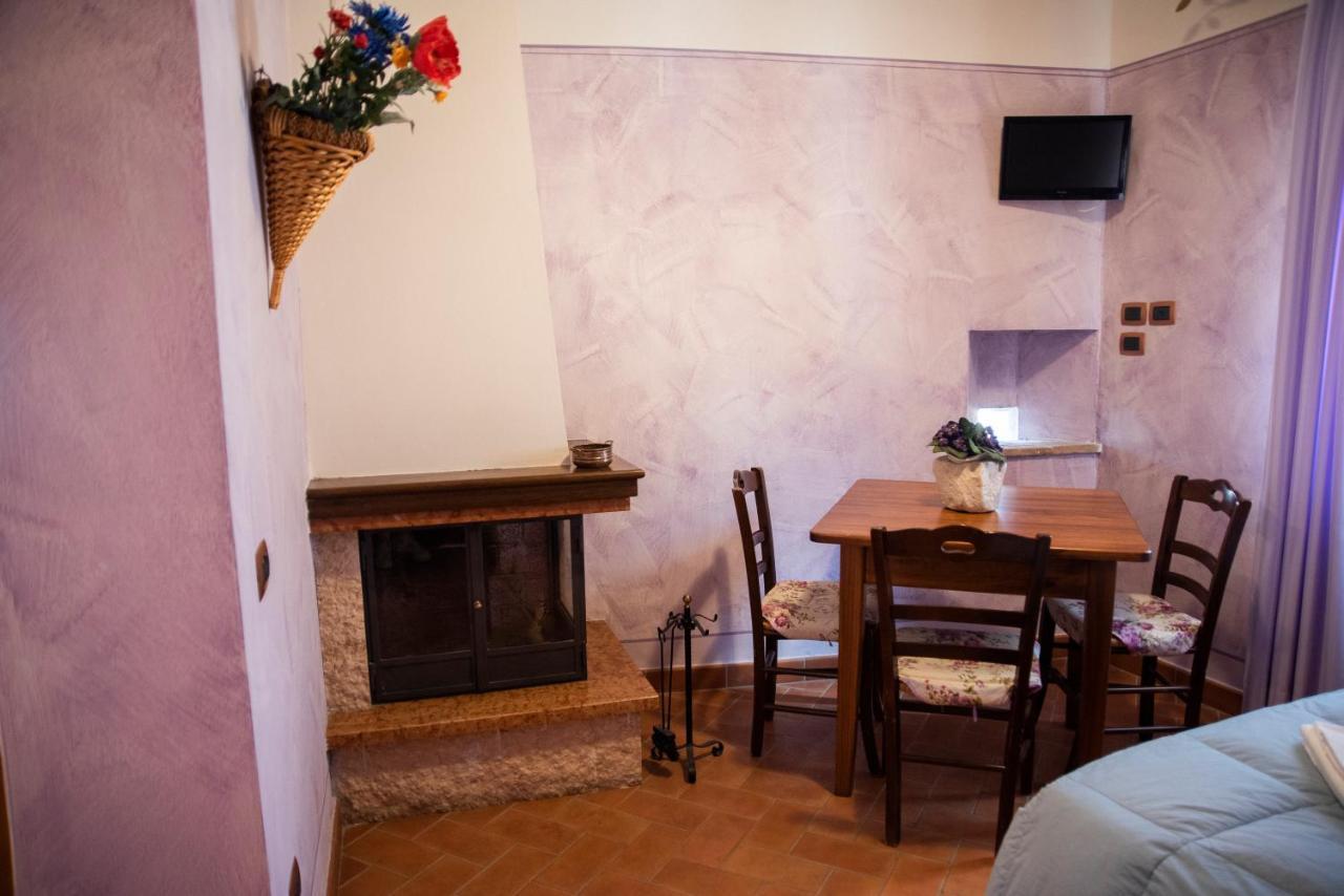 Il Casale Di Ginetto Guest House Каша Екстериор снимка